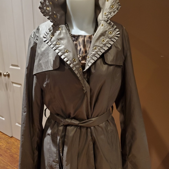 UNIQUE trench coat!! - Picture 1 of 7